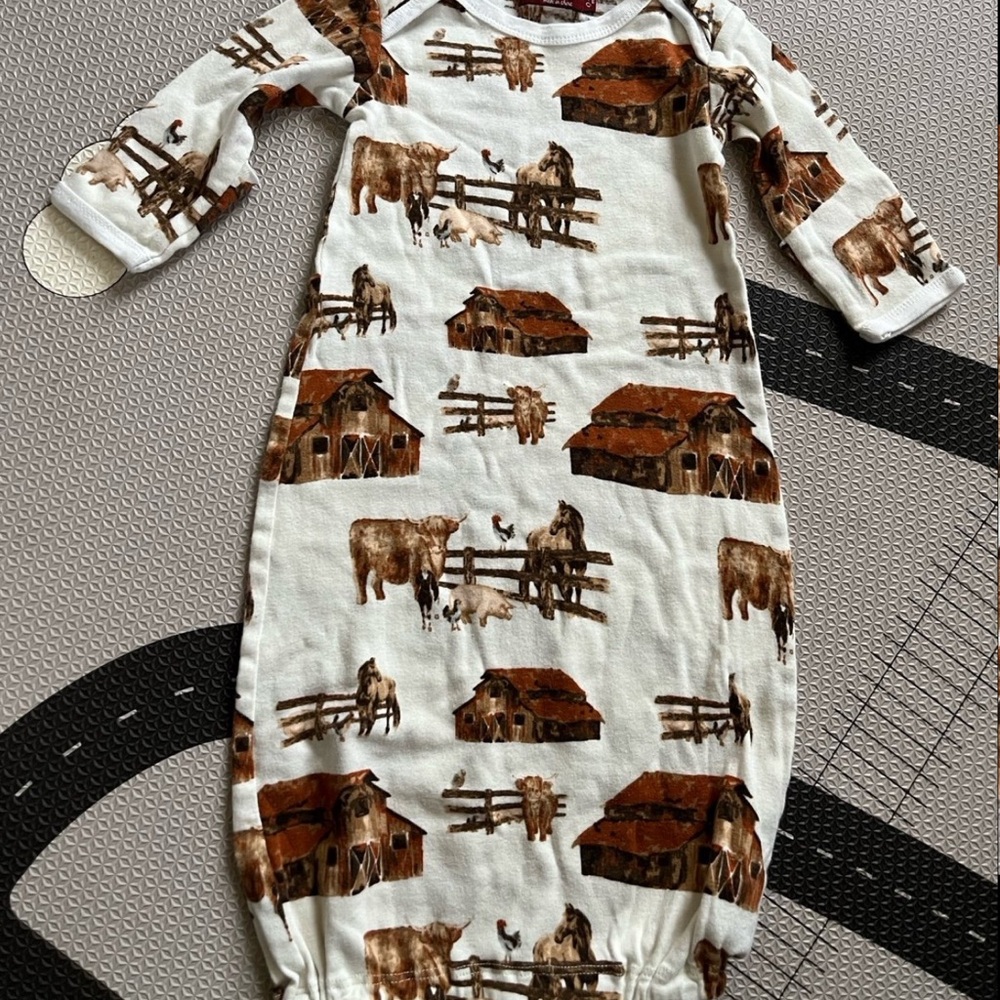 Farmhouse Print Kids Pajamas homestead milkbarn 0-3 M
